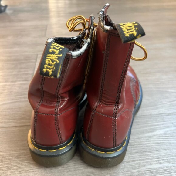 Dr. Martens 1460 Smooth Leather Lace Up Boots Cherry Size W6/M8 - Picture 3 of 7